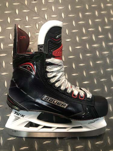 New Bauer Vapor 1X Skates (SIZE 7)