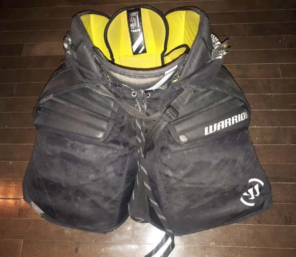 Black Used Senior Large Warrior Ritual X Hockey Goalie Pants