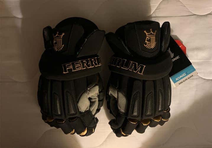 Black New Player's Brine King Elite 13" Lacrosse Gloves