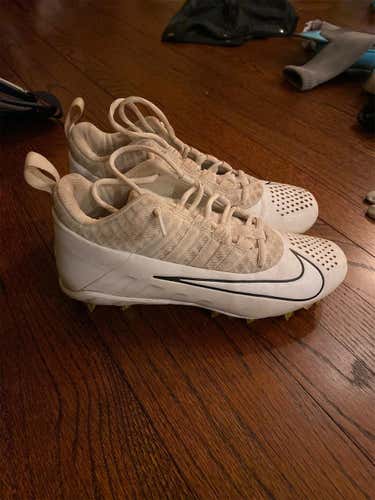 White Men's Molded Cleats Nike Cleats