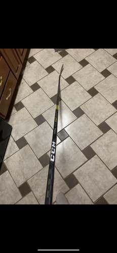 Senior Left Hand Super Tacks AS1 Mid Pattern Pro Stock Hockey Stick