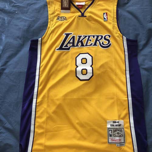 Mitchell & Ness2000-2001 Kobe Bryant NBA Finals Jersey