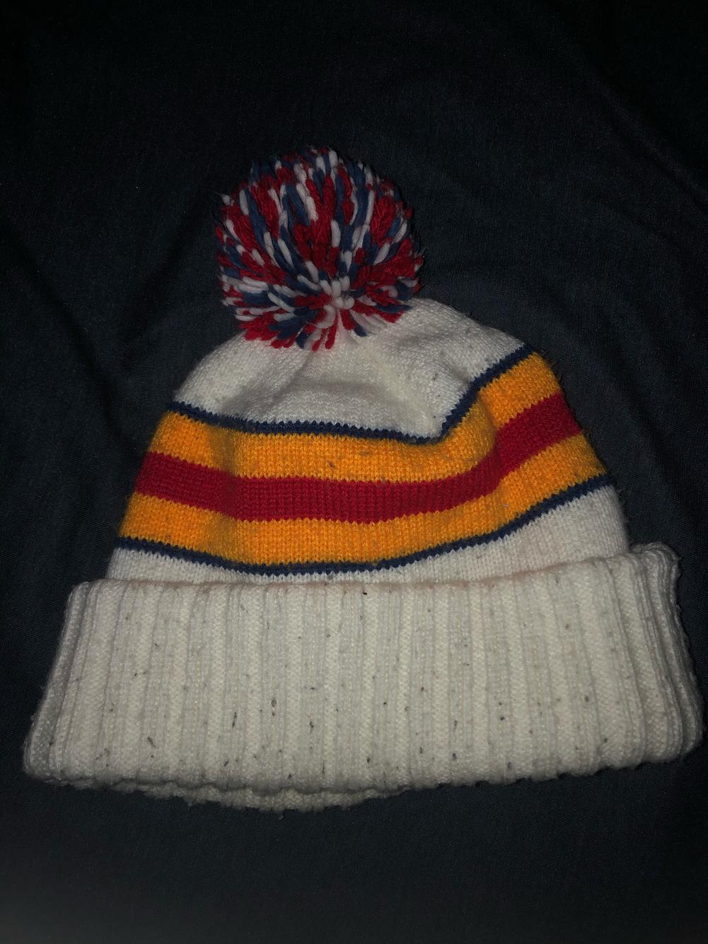 Colorado Avalanche Retro Winter Hat 