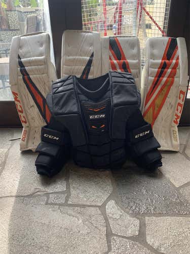 NHL Spec CCM Pro D3O Chesty Size Large