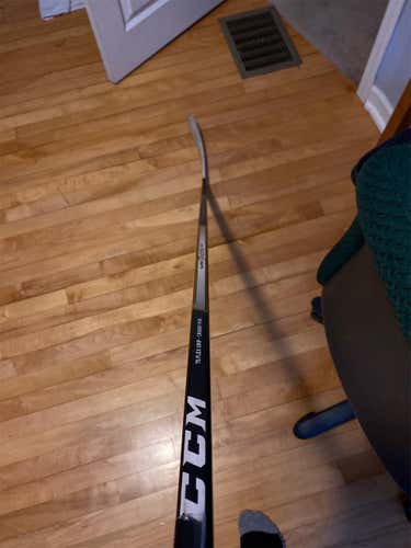 Senior Right Handed Super tacks AS2 Toe Pattern  Hockey Stick