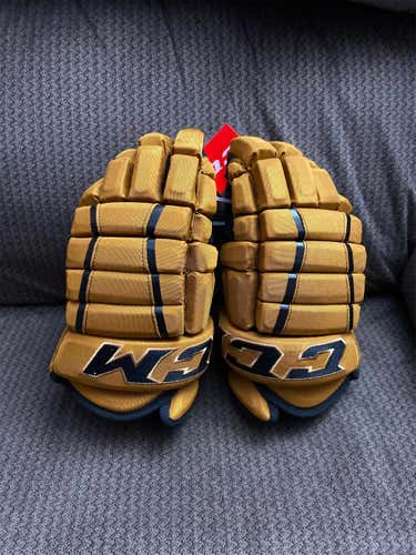 Beige Senior CCM HG4PC 14" Gloves