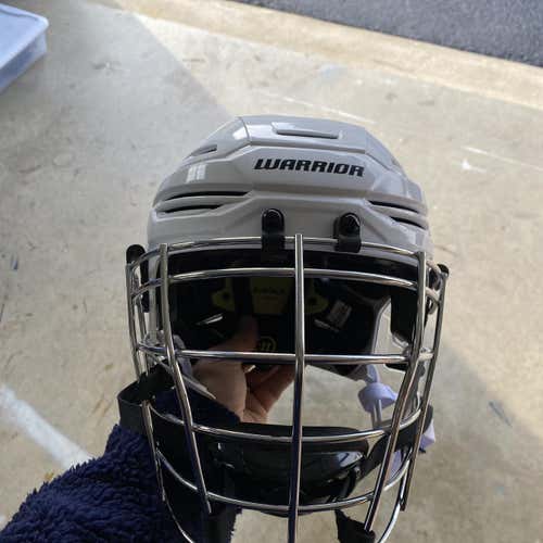 New Warrior Fatboy Alpha  Pro Box Helmet — Medium