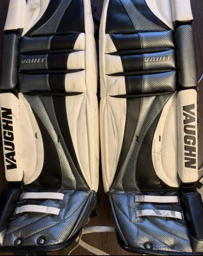Senior 36" Vaughn Vault Goalie Leg Pads