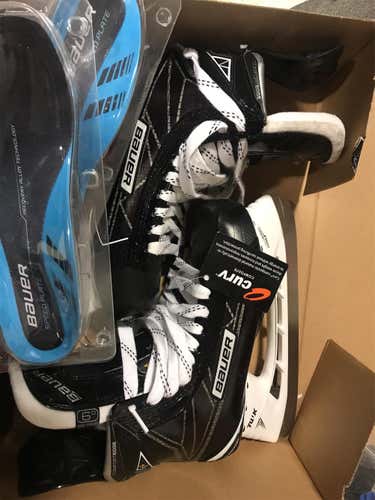 Senior Bauer Supreme 1S Regular Width Size 6 Hockey Skates