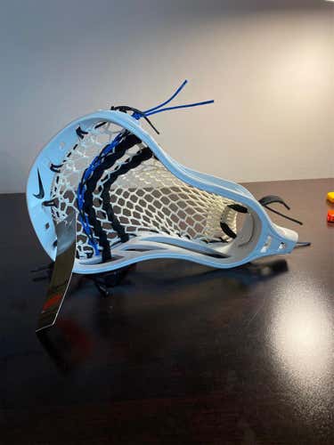 Brand New Professionally Strung Lakota U With Hero 2.0