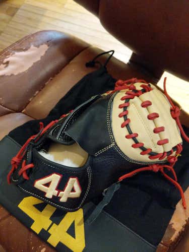 Black New High School/College 44 Pro Right Hand Throw Catcher's Signiture Series Baseball Glove 34"