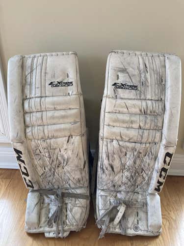 30+1" CCM Extreme Flex 500 Goalie Leg Pads