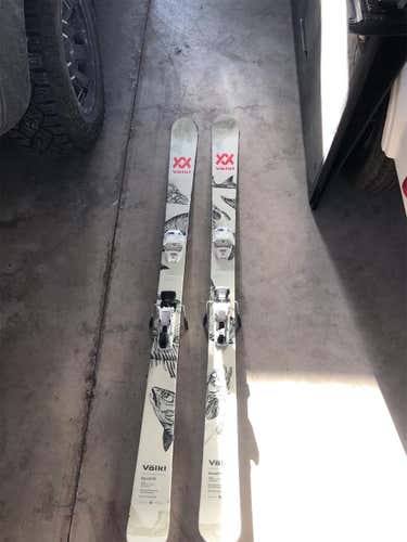 Twin Tip Voki Skis 173cm
