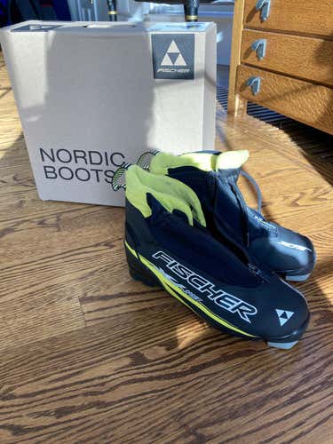Classic Size 4.0 Used Fischer XJ Sprint Cross Country Ski Boots