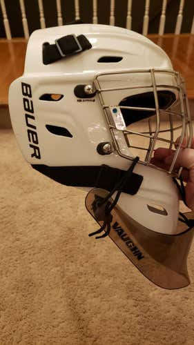 White Used Senior Bauer Concept C1 Goalie Mask