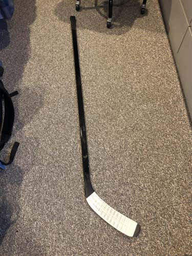 Senior Left Hand Mid Pattern Pro Stock Hockey Stick