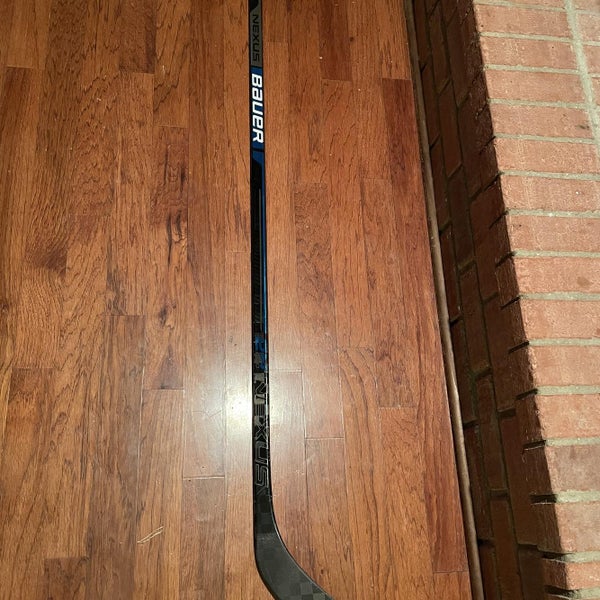 Senior Right Handed Nexus 2N Pro Pro Stock Hockey Stick