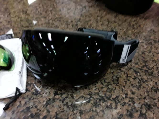 USED OutdoorMaster magnetic Ski Goggles