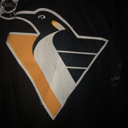 CCM NHL Center ice Pittsburgh Penguins Vintage Logo Practice Jersey
