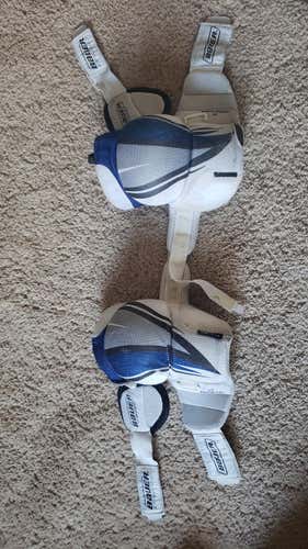 Used Junior Large Bauer 8000 Elbow Pads