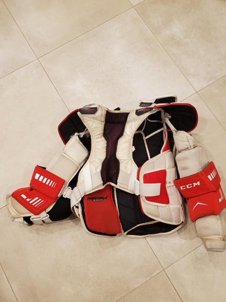 Used Senior Medium CCM Extreme Flex Shield E2.9 Goalie Chest Protector