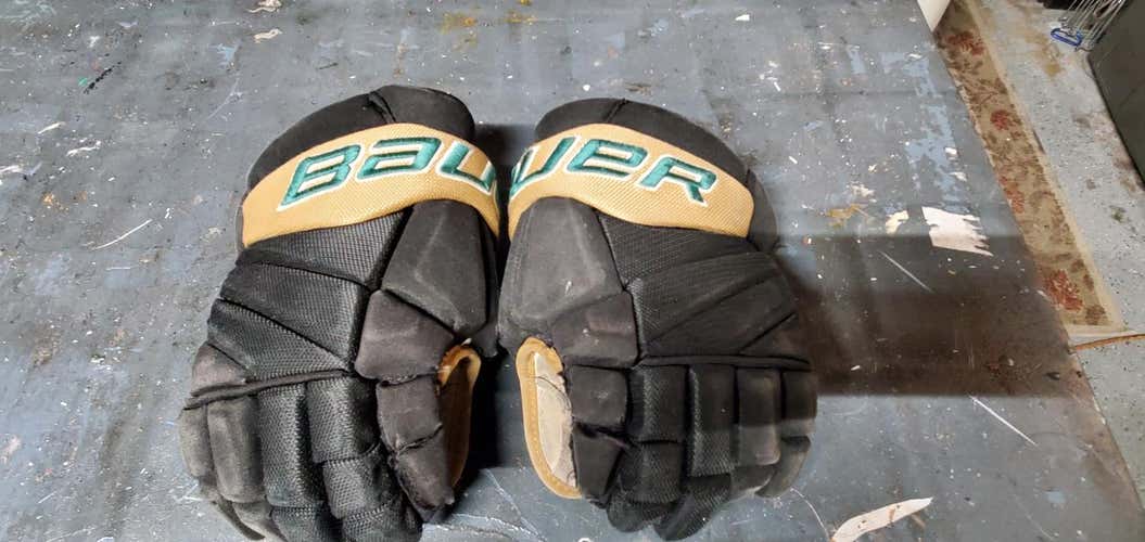 Black Used Senior Bauer Pro Team Spartan Gloves 13" Pro Stock