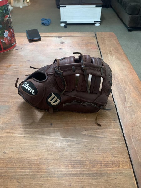 Brown Adult First Base A950 12" Baseball Glove