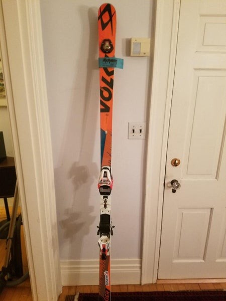 Used 2016 Volkl Racing Racetiger GS Skis With Bindings 196cm, 35m radius