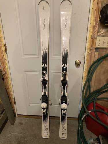 Used Women's 2019 Atomic All Mountain Skis With Bindings Max Din 10