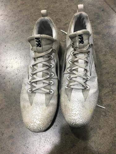 Used Nike Senior 14 Football Shoes
