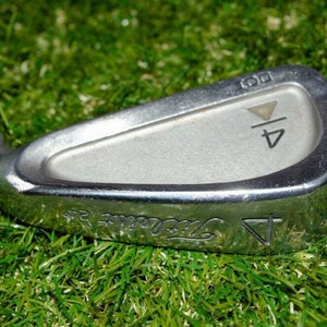 Titleist 	Dci 	4 Iron 	Right Handed 	38"	Graphite 	Stiff	New Grip