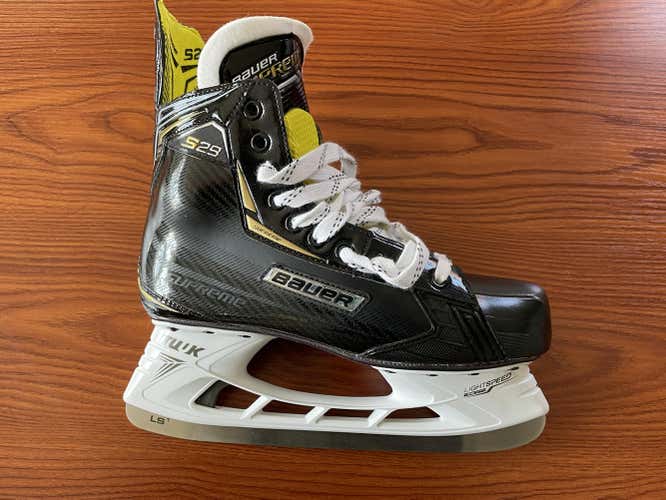 New Senior Bauer Supreme S29 Hockey Skates Regular Width Size 8.5