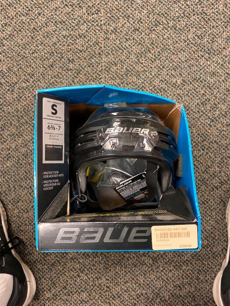 New Black Small Bauer Re-Akt 200 Helmet