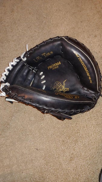 Used Y. Molina HOH Rawlings Right Hand Throw Heart of the hide Catcher's Glove 34"