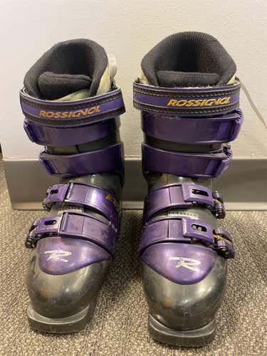 Size 7.5 Women's All Mountain Energy Ski Boots