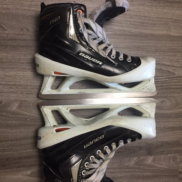 Senior Bauer Pro Regular Width Size 9 Goalie Skates