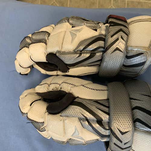 Brine Lacrosse Gloves, Large, Used, White/Silver/Black