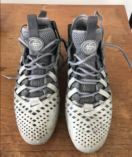 Nike Huarache V LAX Lacrosse Cleats - size 9.5 - gray - lightly used but in great condition