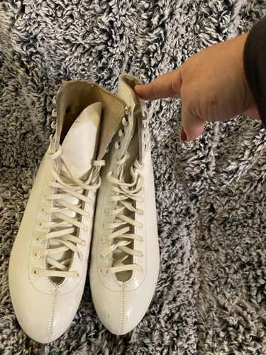 White Used Riedell Figure Skates Size 7.5