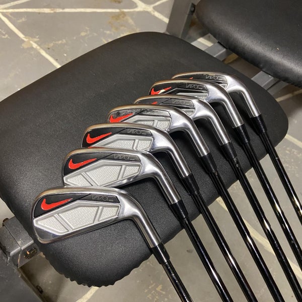 Men's Right Handed Nike Vapor Speed Stiff 4-PW Iron Set