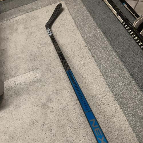 Bauer Nexus 2NPRO (2NPROXL) RH 95 Flex Grip P92 Pro Stock Hockey Stick