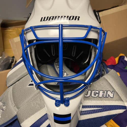 White Senior Warrior Goalie Mask SR+