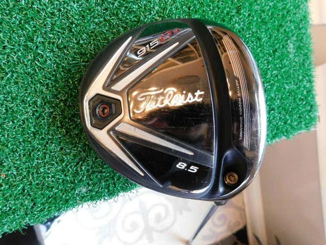 Titleist 915D3 8.5* Driver w/ Diamana 70g Extra-Stiff Flex Shaft