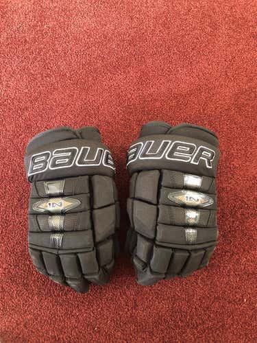 Black Senior Bauer Nexus 1N 14" Gloves