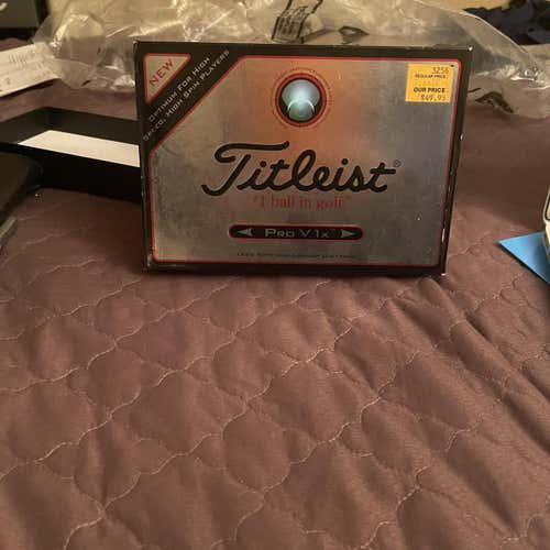 White New Titleist Pro V1x 24 Pack (2 Dozen) Balls