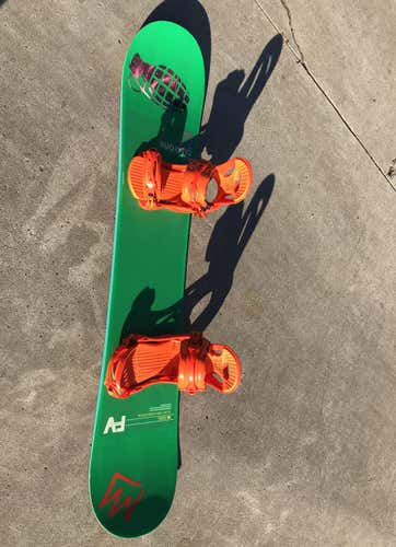 Men's  Burton Custom Flying V With Bindings Snowboard