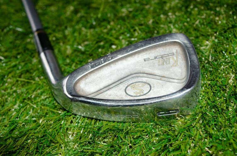King Cobra 	Oversize 	6 Iron 	Right Handed 	37.25"	Graphite 	Firm 	New Grip