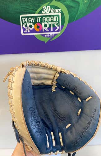 Rawlings Used Right Hand Throw 34" Baseball Glove