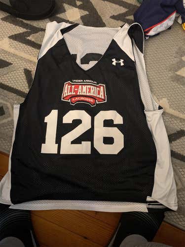 Adult XL Under Armour Jersey