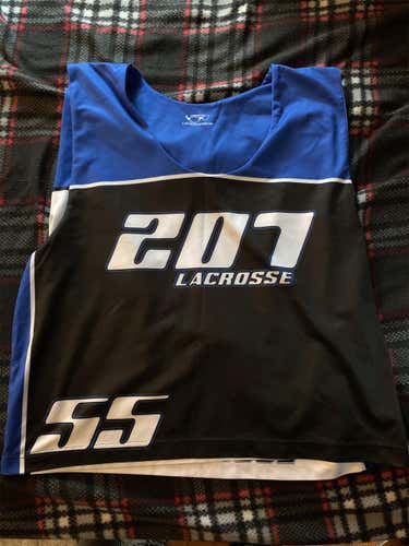 207 Lacrosse Pinnie